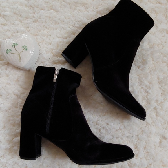 Marc fisher lizzy bootie Clearance